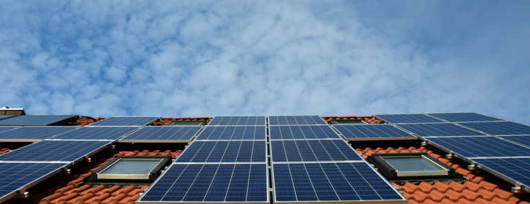How to get free solar panels from the government